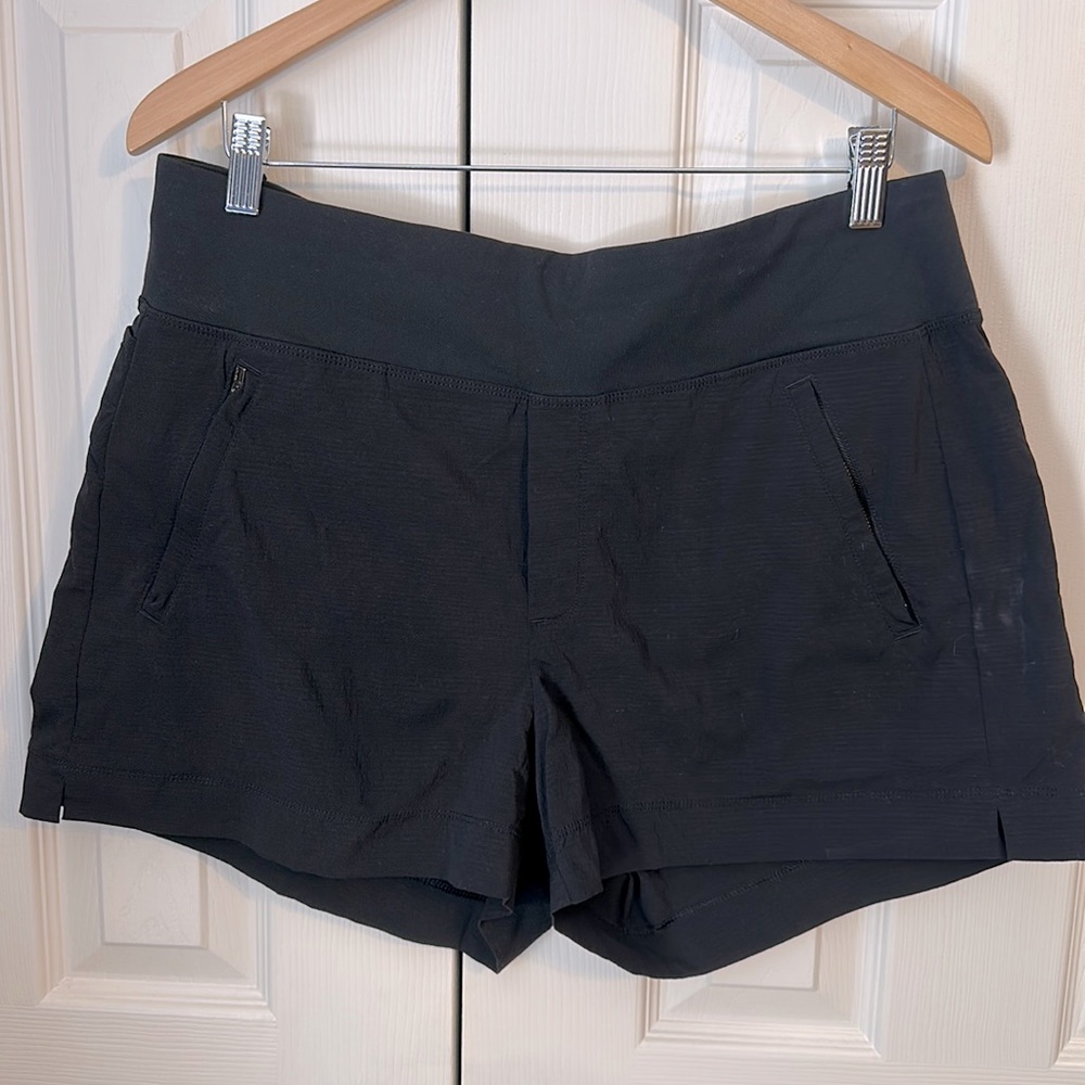 Athleta Trekkie North Short